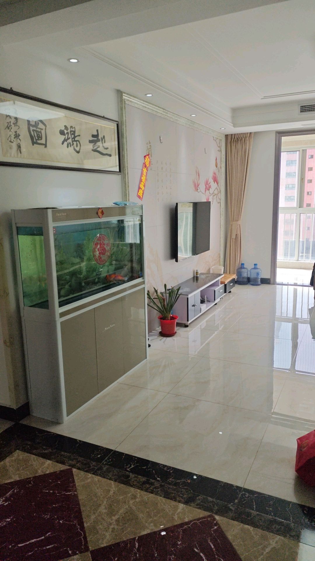 業主自住房，首次出租，精裝修，家具家電齊全完好