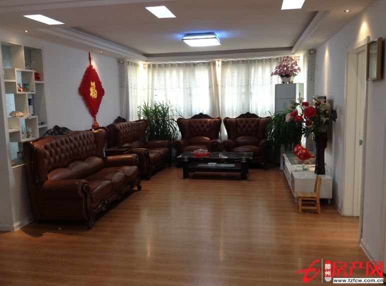 精裝修、帶車庫、即買即住