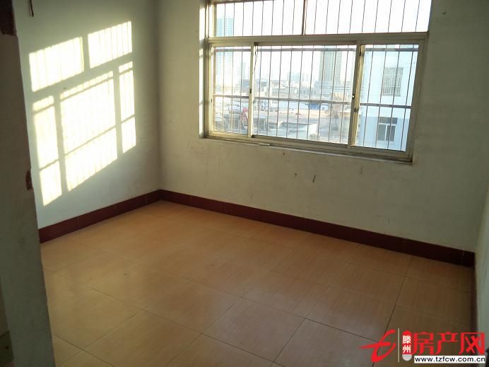 急售?。○x饃莊小區一百一十五平三十四萬五出售