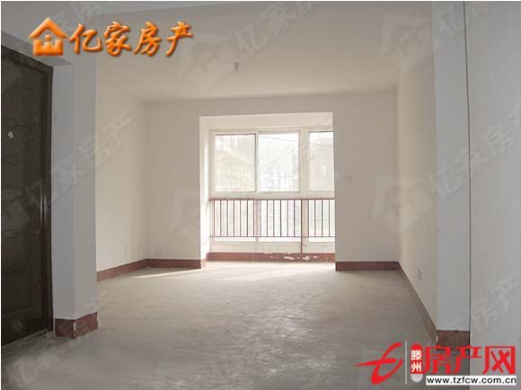 城東稀缺多層，低價出售