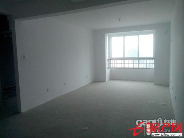 和諧康城復式三居室低價急售可更名可貸款