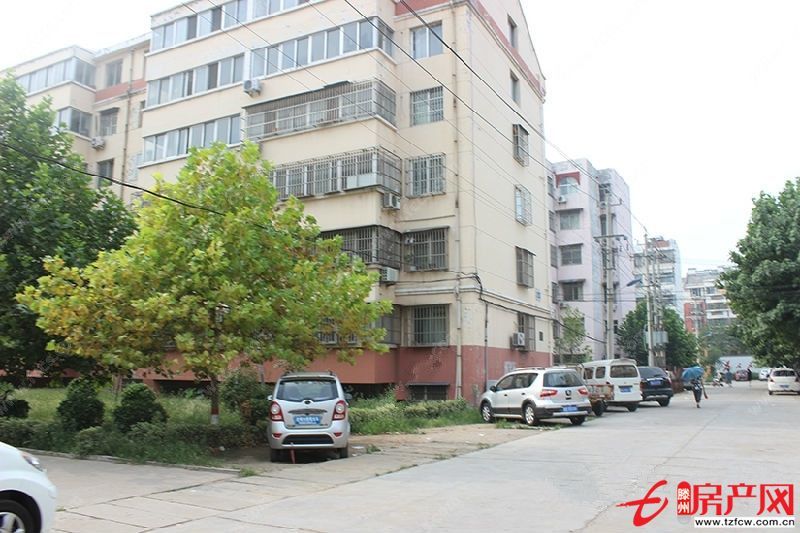 誠信花園，經典多層，東戶，可貸款