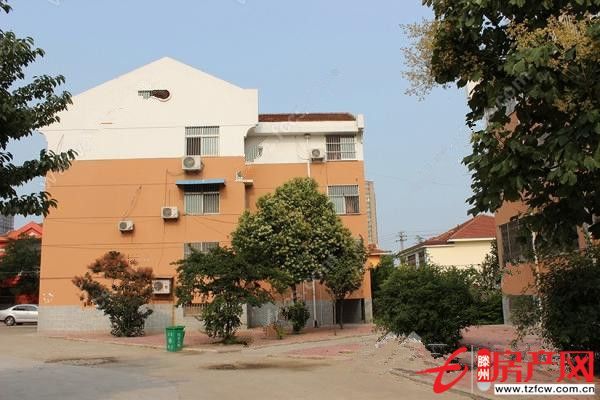 荊河小區，證滿五年儲藏室，經典多層，沿河北