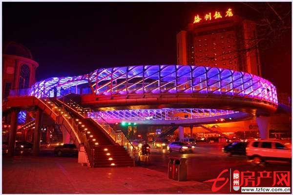 善國北路商鋪轉租底上三層簡單裝修三萬年租金