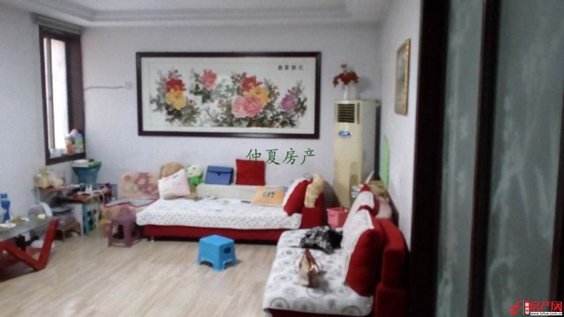 德馨花園3室出售,精裝修,朝南北 ,不要錯過。