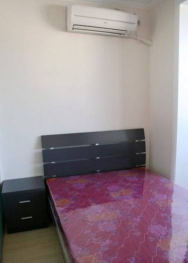 二樓帶院，可整租可合租，緊鄰集市，高中初中小學均在五分鐘車程