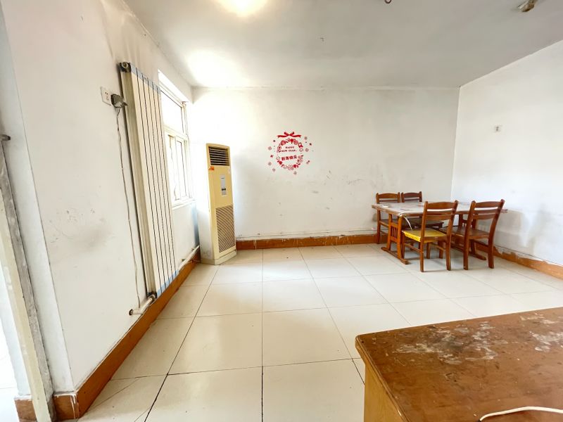 急!急!急安居小區三期87.8萬中等裝修85平戶型好