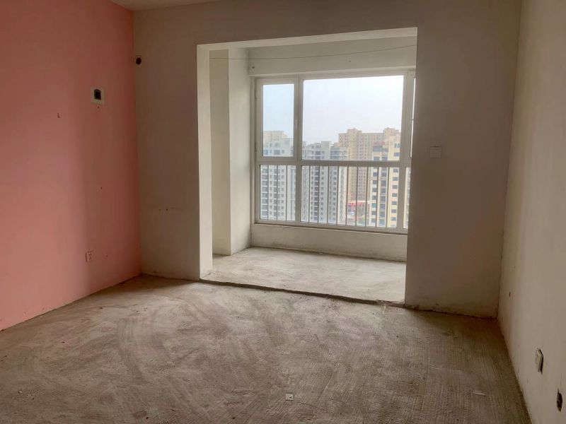 毛坯3室2廳2衛132m2143.8萬+送車位