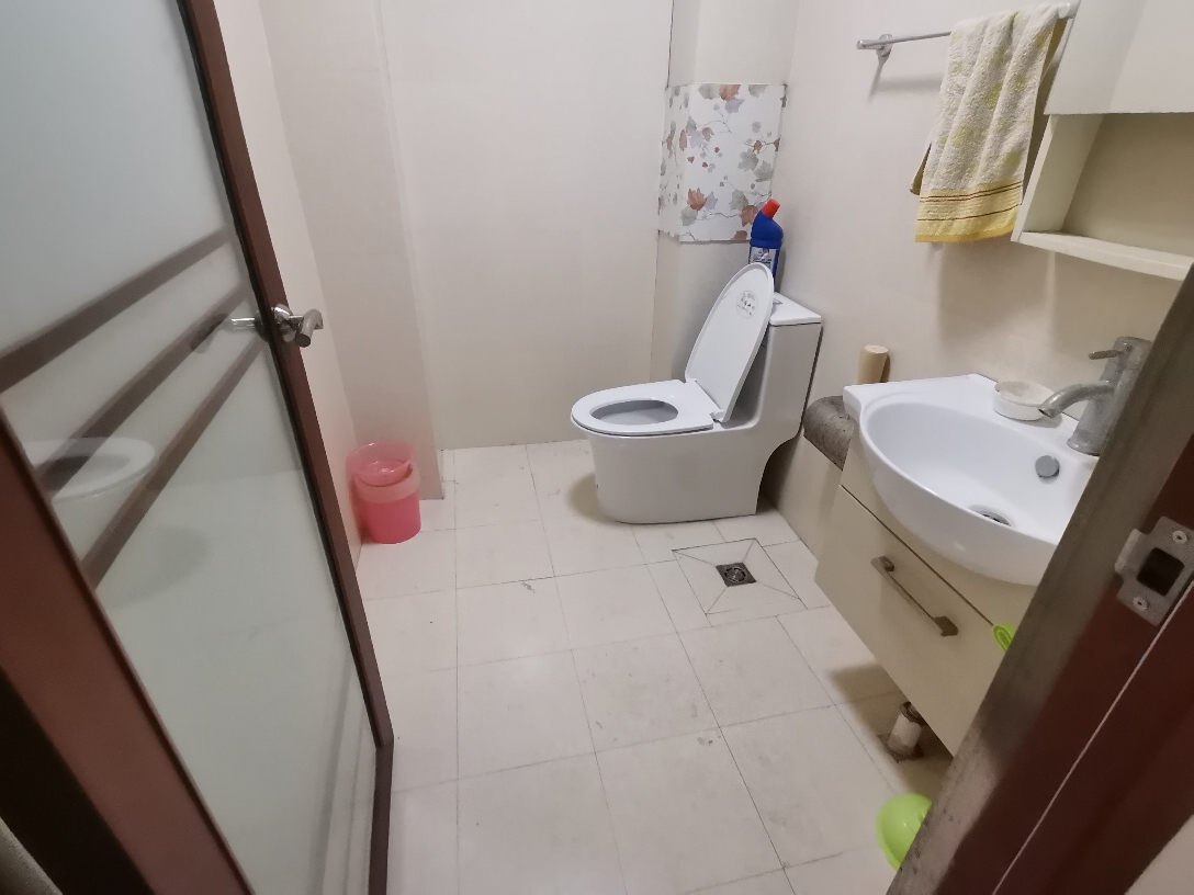 華騰小區 精裝修4室2廳1衛144m2168萬元